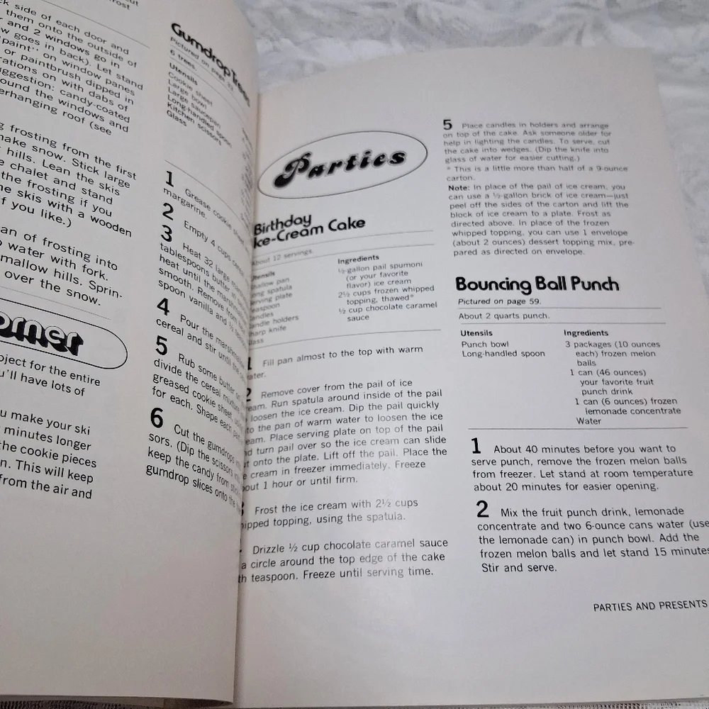 Vintage 1978 Betty Crocker's Cookbook For Boys & Girls Colorful Fun Recipes